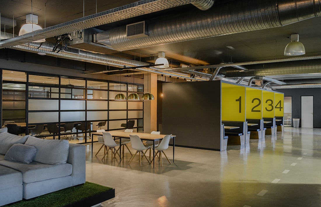 11 Best Warehouse Office Designs for 2024: Trends & Innovations to Watch